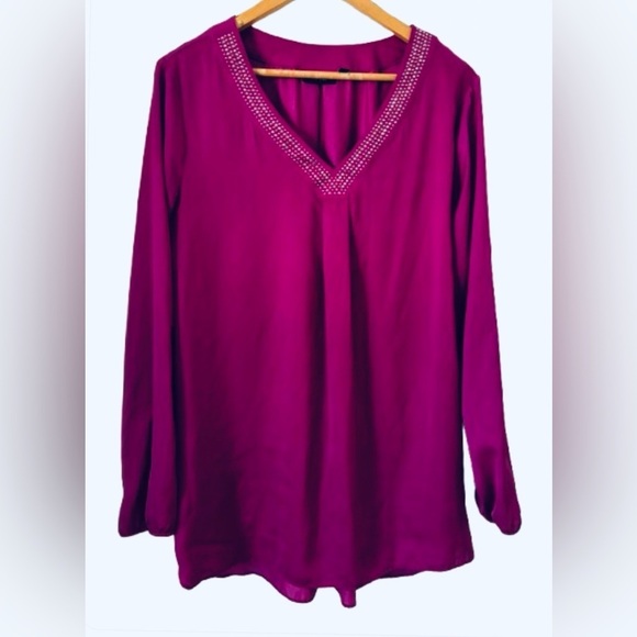 Raspberry tunic w rhinestone v nk & elastic slvs SZ XL holiday party - Picture 3 of 11